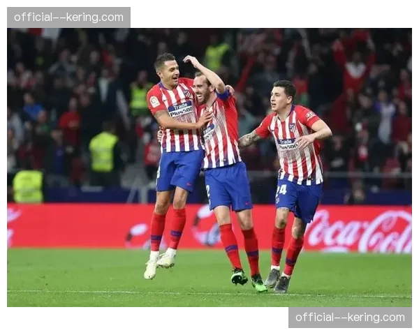 西甲实时:马竞2-1赫罗纳,格列兹曼点射,莫拉塔头球反超 西甲实时:马竞2-1赫罗纳,格列兹曼点射,莫拉塔头球反超